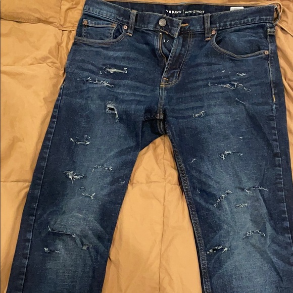 MENS OLD NAVY LIGHT RIP JEANS 33X32 - Picture 2 of 6